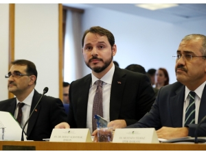 Bakan Albayrak: “Petrol Ve Doğalgaz Aramacılığında Aktif Bir Strateji İzleyeceğiz"