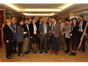 1. Lisansüstü Tarih Öğrencileri Sempozyumu Kuşadası’nda Başladı