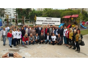 Atatürk Liselileri Derneği İlk Kermesini Düzenledi