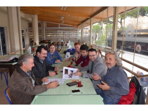 Sanatseverler Tek Çatı Altında Buluştu