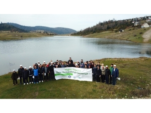 Acelle Sultanpınar’a Doğa Yürüyüşü Yapıldı
