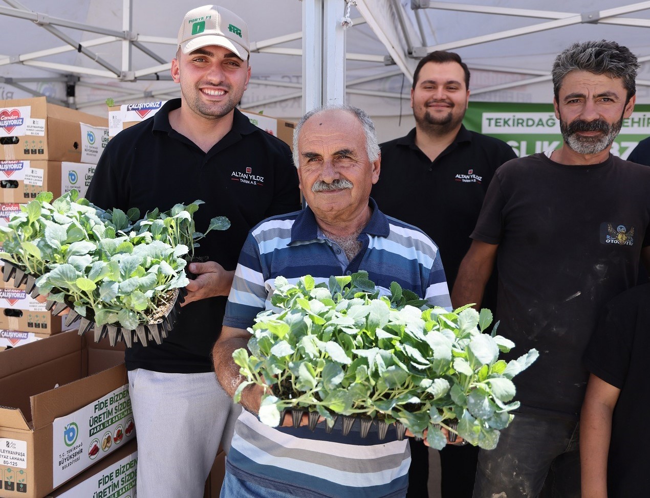 tekirdag-da-ureticiye-kislik-sebze-destegi-104-bin-fide-dagitiliyor