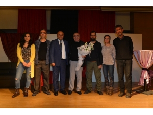 9 Canlı Çiğli’de Sahnelendi