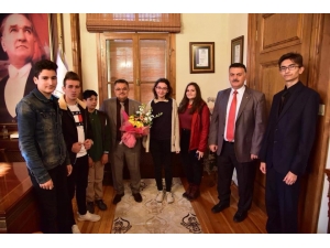 Başkan Yağcı, Çocuklarla Bir Araya Geldi