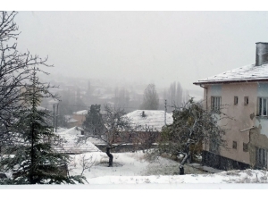 Keskin’e Mevsimin İlk Karı Düştü