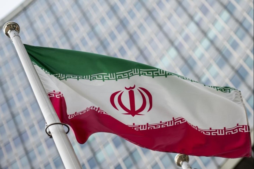 iran-meclis-komisyonundan-kritik-hamle-hurmuz-bogazi-ndan-gecen-gemilerden-ucret-alinacak