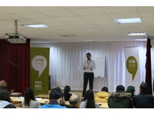 "İletişim Ustalığı Zirvesi" Saü’de Düzenlendi