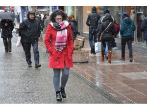 Eskişehir Kent Merkezi De Kara ’Merhaba’ Dedi