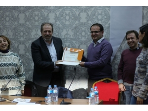 Tiyatro Oyuncularından Üniversitede Söyleşi