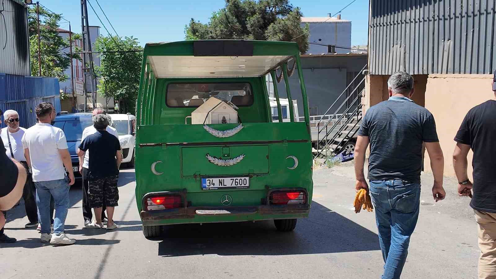 pendik-te-is-yerinde-intihar