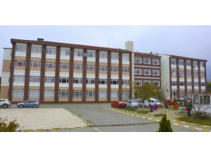 Yenice Meslek Yüksekokulu Binasında Yenileme Çalışmaları Gerçekleştirildi