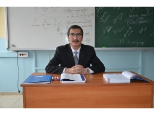 Gönüllü Öğretmen 21 Yıldır Yüksekova’da