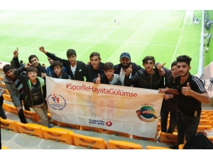 Ağrı’da “Spor İle Hayata Gülümse”
