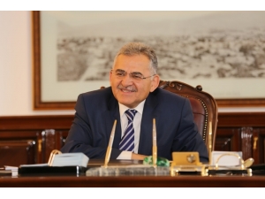 "Hizmet Ve Yatırımı Gören Vergisini Ödüyor"