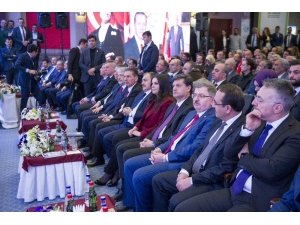 Bakan Eroğlu: “Her Yanan Dört Ampulden Biri Hidrolik Enerji Santrallerinden Kaynaklanıyor”