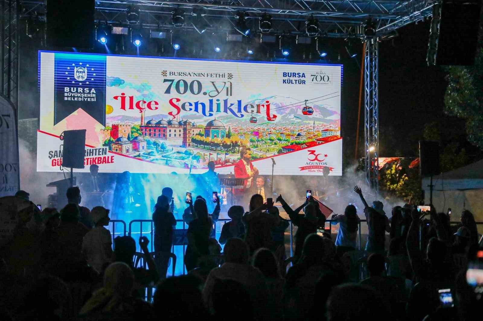 bursa-da-fetih-gururu-zafer-coskusuyla-birlesti
