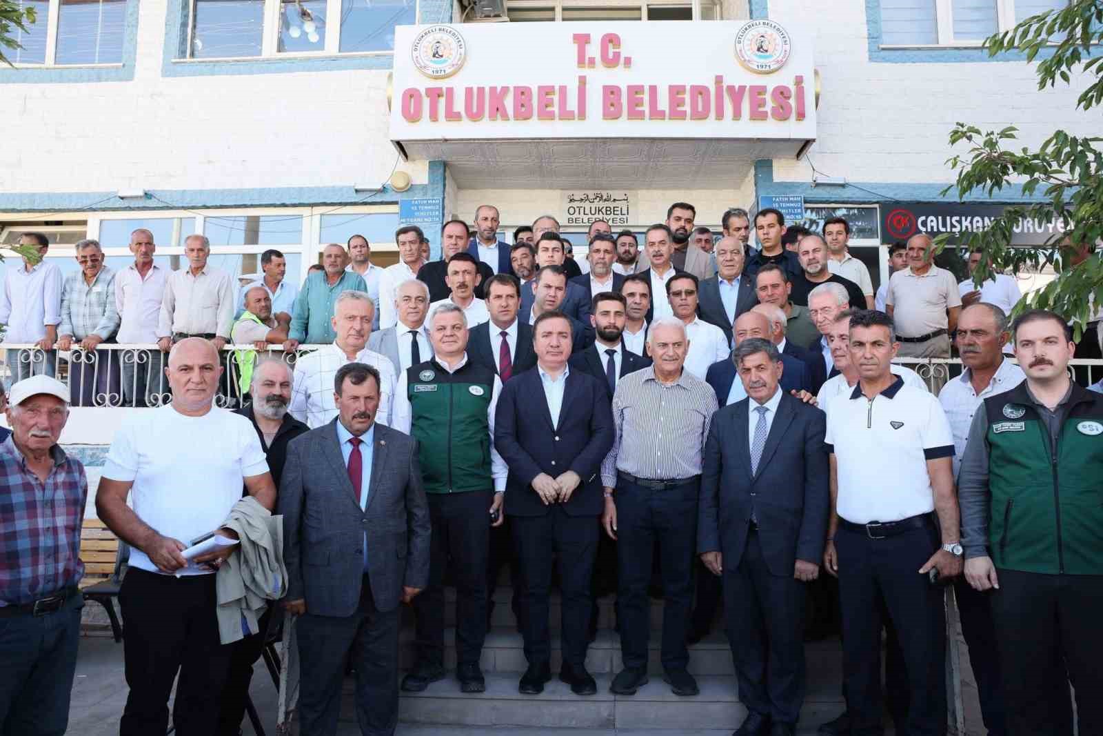 yildirim-otlukbeli-nde-belediye-calismalarini-inceledi