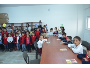 "Gezici Kütüphane İle Hakkari Okuyor” Projesi