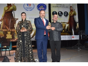 Kyk, İstiklal Kahramanlarını Andı