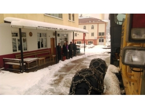 Trabzon’un Yüksek Kesimlerinde Kar Kalınlığı 35 Cm’ye Ulaştı