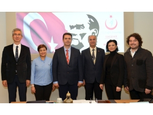 Doç. Dr. Bilge’den Ağız Ve Diş Sağlığı Haftası Ve Diş Hekimleri Günü Mesajı