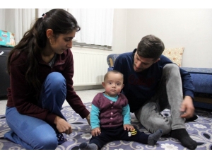 Hayata Tutunan Eymen Bebek Yardım Bekliyor