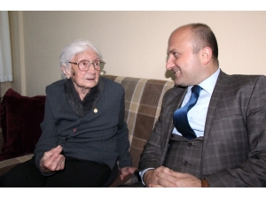 Mukime Öğretmen 103 Yaşında