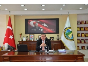 Tekin, "24 Kasım Öğretmenler Günü Kutlu Olsun"