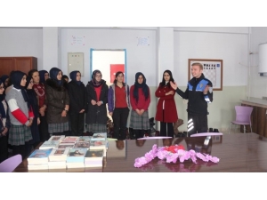 Polisten Okul Ziyareti