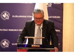 Altay Cengizer, Şehir Ve Medeniyet Okulu’nda