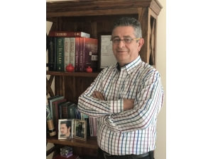 Kadınlara Kendi Kendine Meme Muayenesi Uyarısı