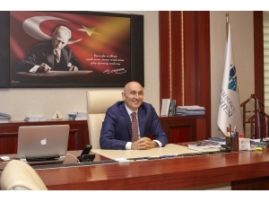 Rektör Yılmaz’dan 24 Kasım Öğretmenler Günü Mesajı