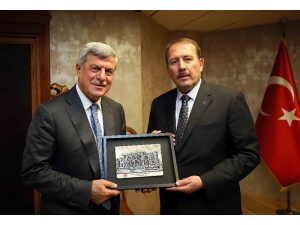Başkan Karaosmanoğlu, Ak Parti Genel Başkan Yardımcısı Karacan’ı Ağırladı