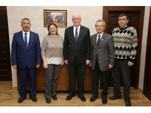 Eğitim İş’ten Başkan Kurt’a Ziyaret