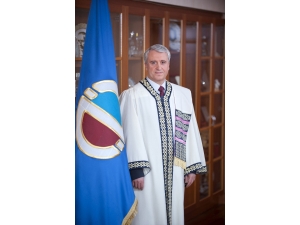 Rektör Gündoğan’dan Öğretmenler Günü Mesajı