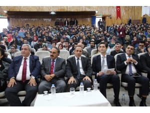Elazığ’da Girişimcilik Paneli Düzenlendi