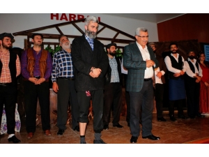 Şehir Tiyatrosu İlçe Turnesine Başladı