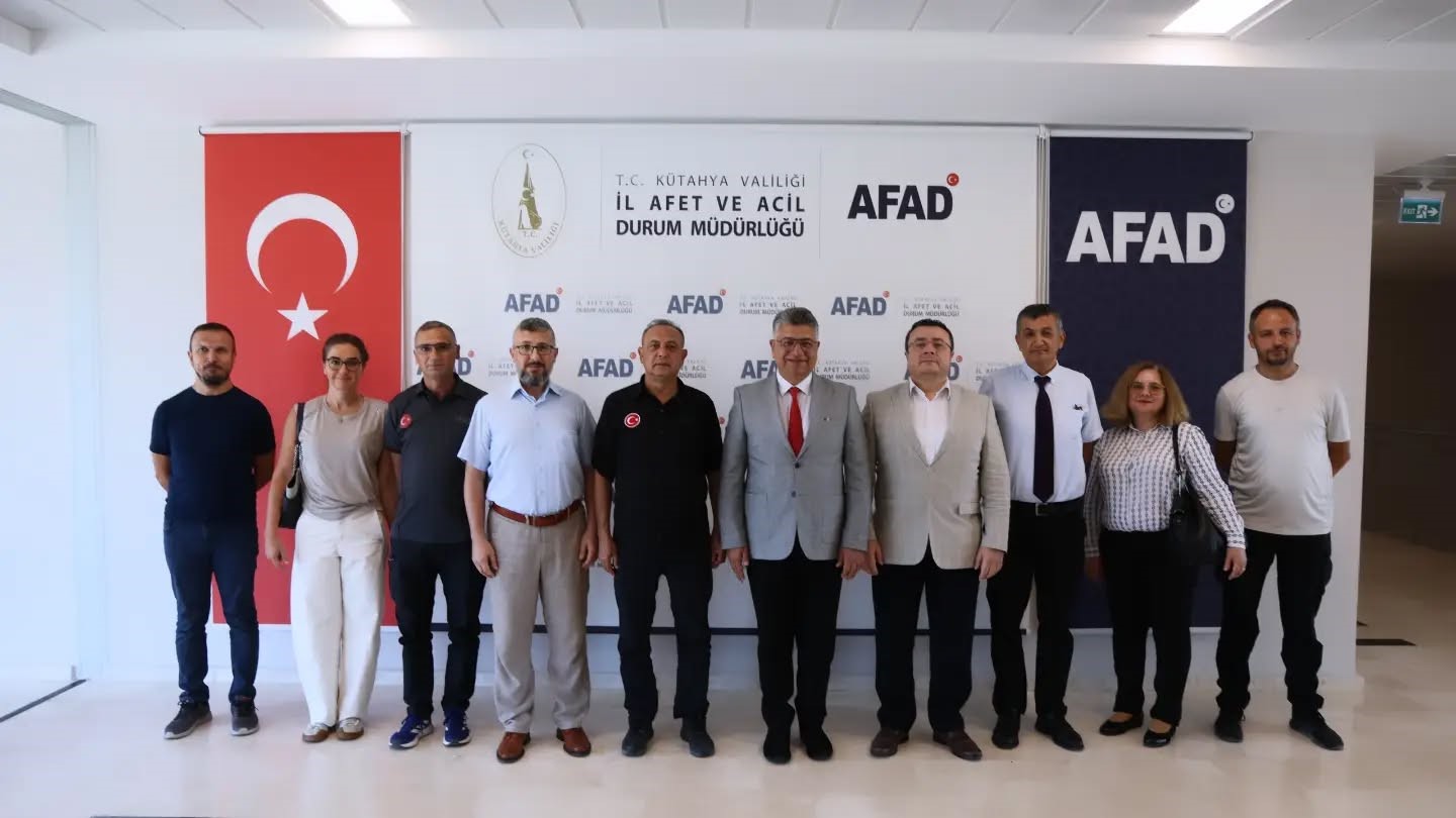 dpu-rektoru-kiziltoprak-tan-afad-il-mudurlugune-ziyaret