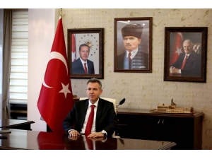 Vali Elban’dan Öğretmenler Günü Mesajı