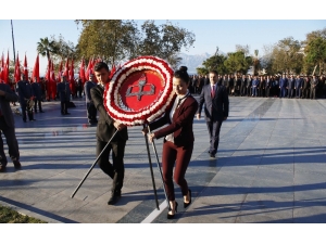 Antalya’da Öğretmenler Günü Kutlaması