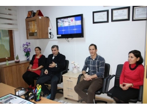 Başkan Yemenici, Öğretmenleri Unutmadı