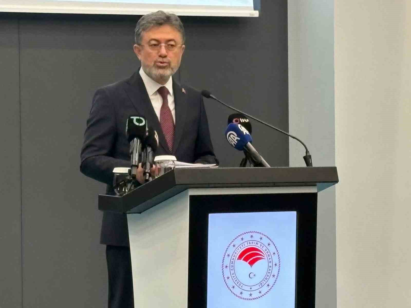 bakan-yumakli-suyu-kaybeden-gelecegini-de-kaybeder