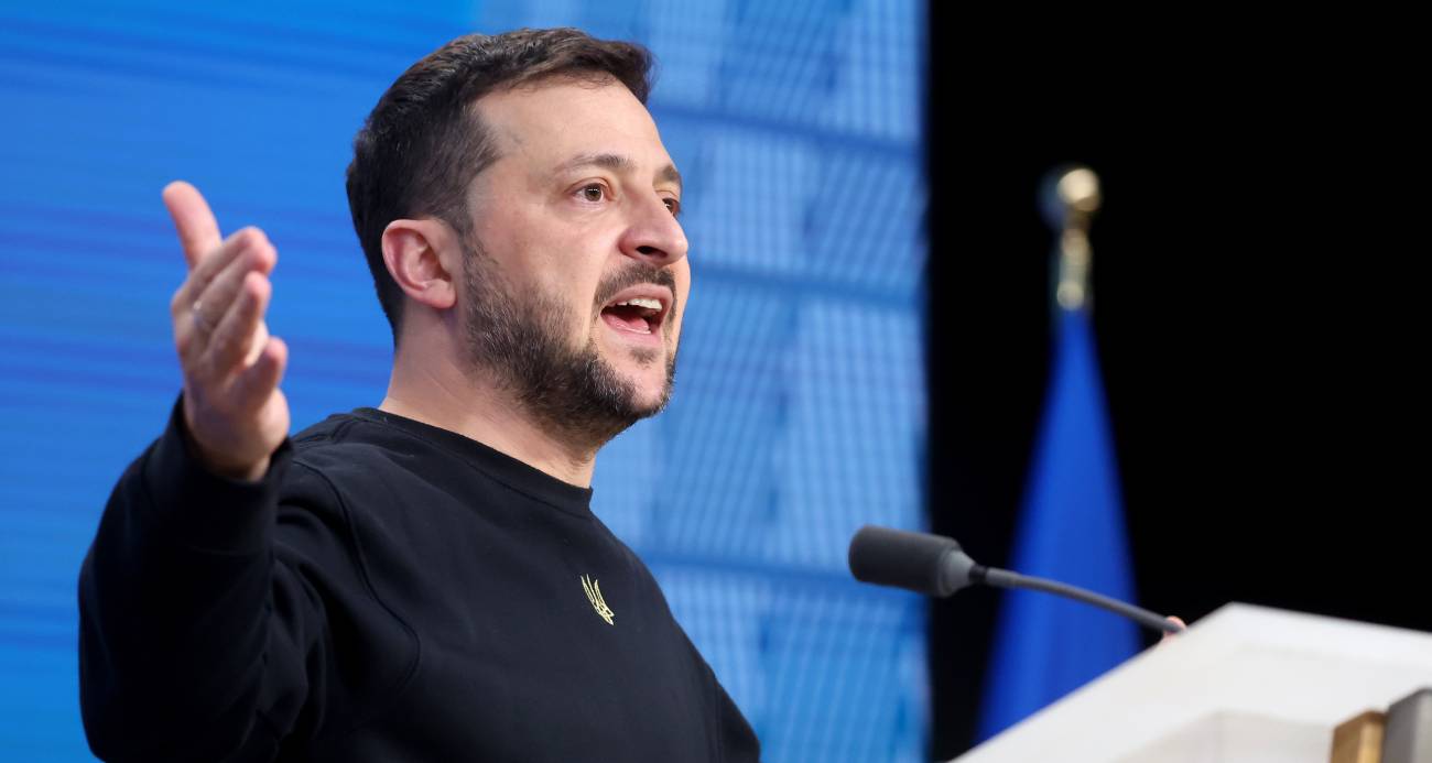 zelenskiy-karadeniz-de-rosatom-a-bagli-konteyner-gemisi-vuruldu