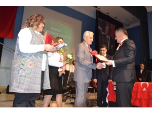 Balıkesir’de Öğretmenler Günü Kutlandı