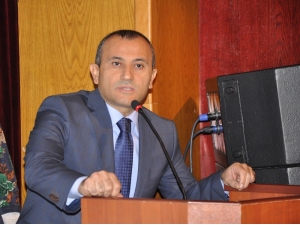 Vali Sonel, Öğretmenler Gününde Konuştu:" Necmettin Öğretmene Yapılan Alçakça Bir Şeydir"