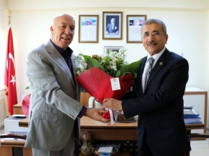 Başkan Uyan: “Eğitimin Bizde Değeri Ömür Boyudur”