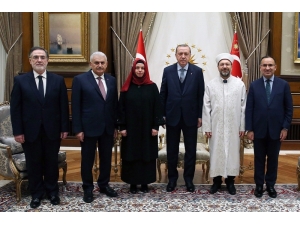 Cumhurbaşkanı Erdoğan, Diyanet İşleri Başkanı Erbaş’ı Kabul Etti