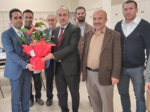 Öğretmenlere 24 Kasım’a Özel Anlamlı Hediye