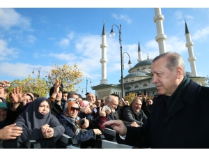 Cumhurbaşkanı Erdoğan’a Millet Camii’nde Yoğun İlgi