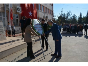 Nurdağı’nda Öğretmenler Günü Kutlandı.